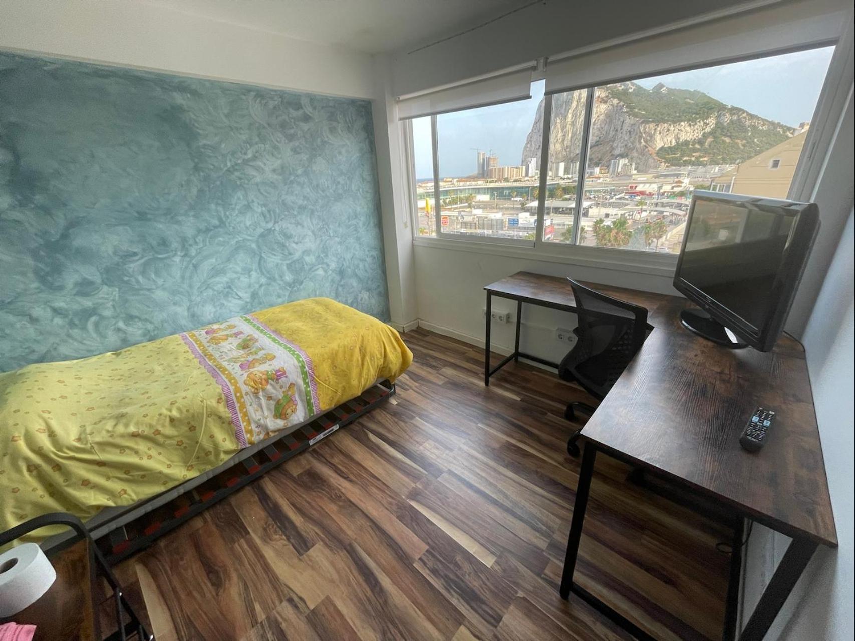 Closest Room To Gibraltar Border La Línea de la Concepción المظهر الخارجي الصورة